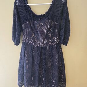 Elegant Navy Lace Midi Dress